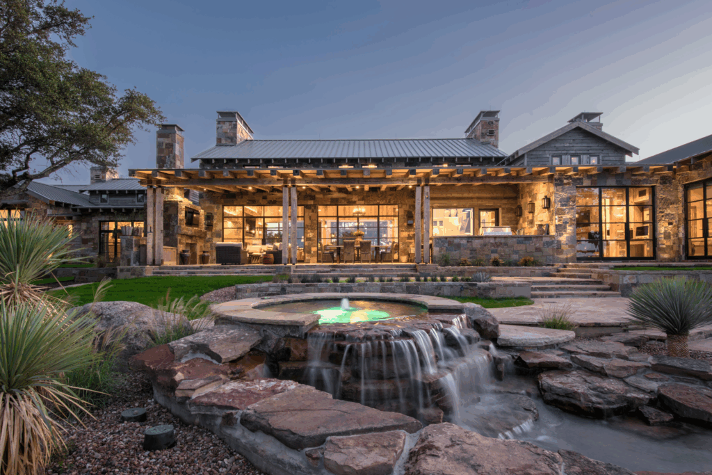 Weatherford Modern Ranch front - J Christopher Architecture